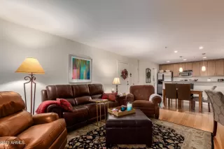 Photo #5: 6192386 Listing