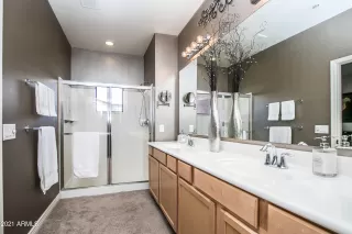 Photo #3: 6192697 Listing