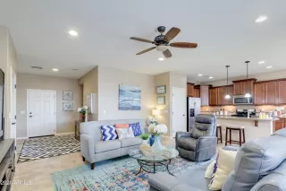 Photo #6: 6192835 Listing