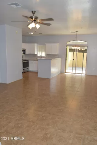 Photo #4: 6192858 Listing 