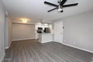 Photo #4: 6192914 Listing 