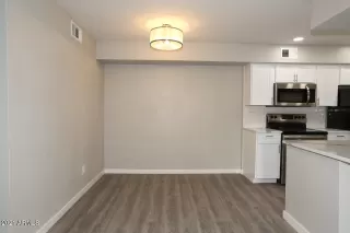 Photo #5: 6192914 Listing 