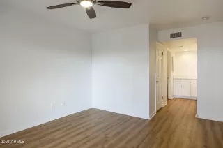 Photo #4: 6193064 Listing