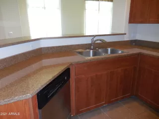 Photo #2: 6193136 Listing 