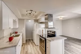 Photo #3: 6193216 Listing 