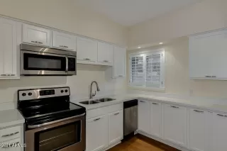 Photo #3: 6193255 Listing 