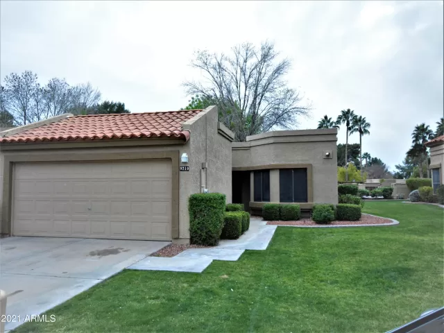 MLS: 6193277 Condo For Sale