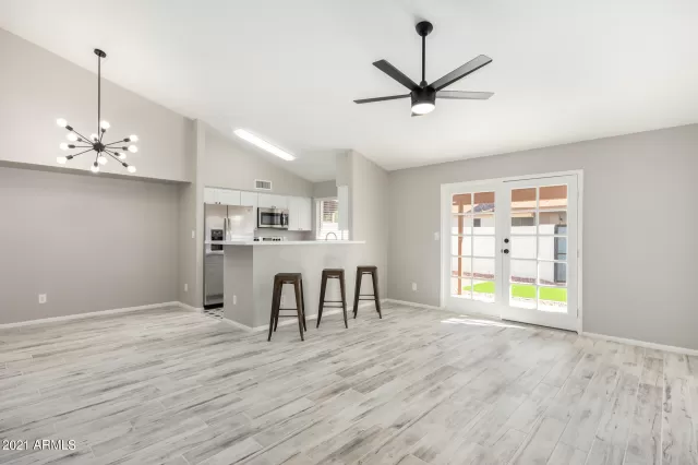 MLS: 6193370 Condo For Sale