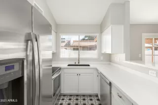 Photo #5: 6193370 Listing 