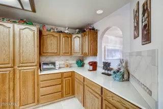 Photo #6: 6193460 Listing