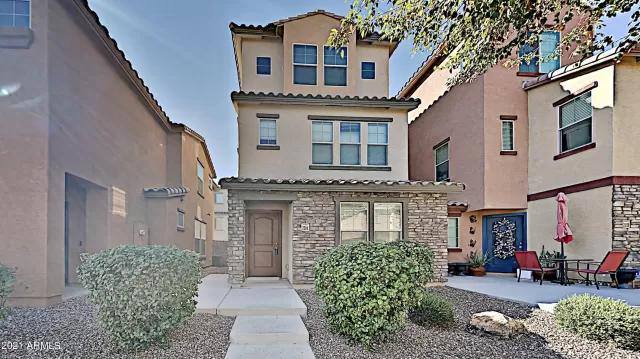 MLS: 6193472 Condo For Sale