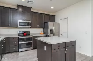 Photo #6: 6193479 Listing