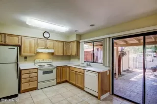 Photo #3: 6193495 Listing