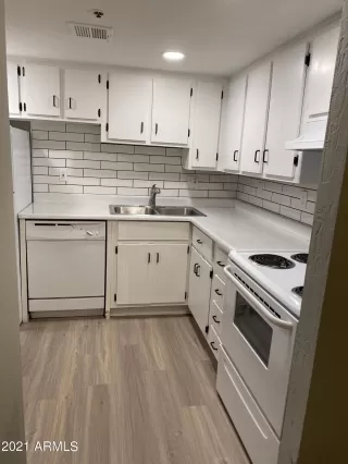 Photo #1: 6193535 Listing 