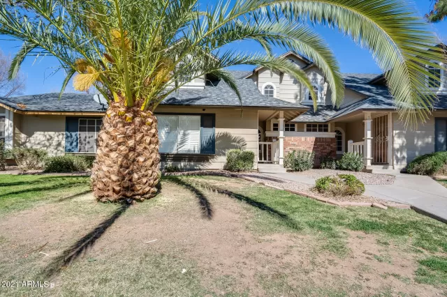 MLS: 6193569 Condo For Sale