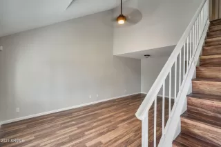 Photo #4: 6193569 Listing