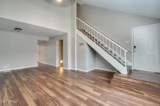 Photo #5: 6193569 Listing