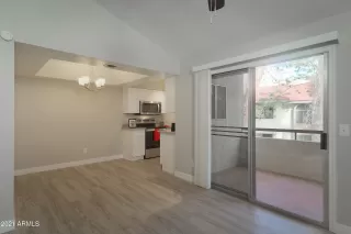 Photo #5: 6193572 Listing