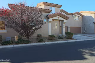 Photo #2: 6193753 Listing