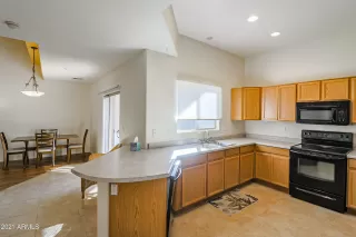 Photo #4: 6193753 Listing