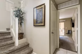 Photo #2: 6193767 Listing 