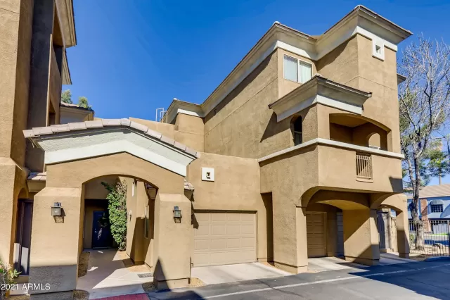 MLS: 6193852 Condo For Sale