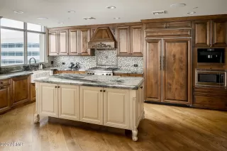 Photo #1: 6193859 Listing