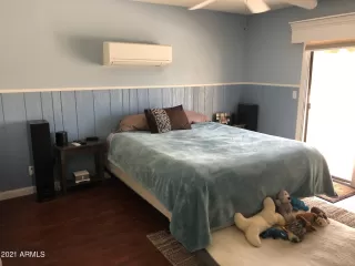 Photo #5: 6193886 Listing