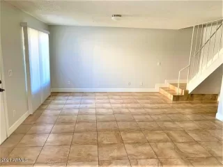 Photo #2: 6193894 Listing 