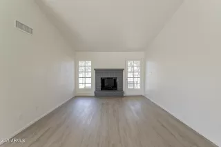 Photo #5: 6193921 Listing 