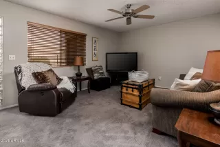 Photo #4: 6193936 Listing