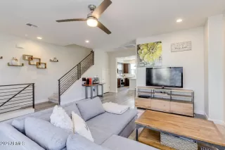 Photo #6: 6194025 Listing 