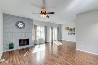 Photo #2: 6194035 Listing 