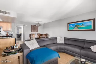 Photo #3: 6194047 Listing