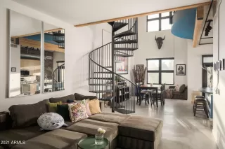 Photo #1: 6194053 Listing