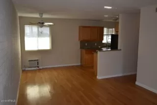 Photo #4: 6194089 Listing