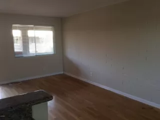 Photo #5: 6194089 Listing