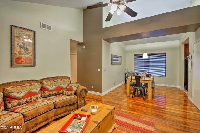 MLS: 6194126 Condo For Sale