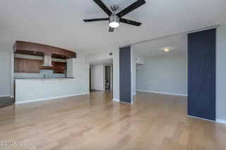 Photo #2: 6194168 Listing 