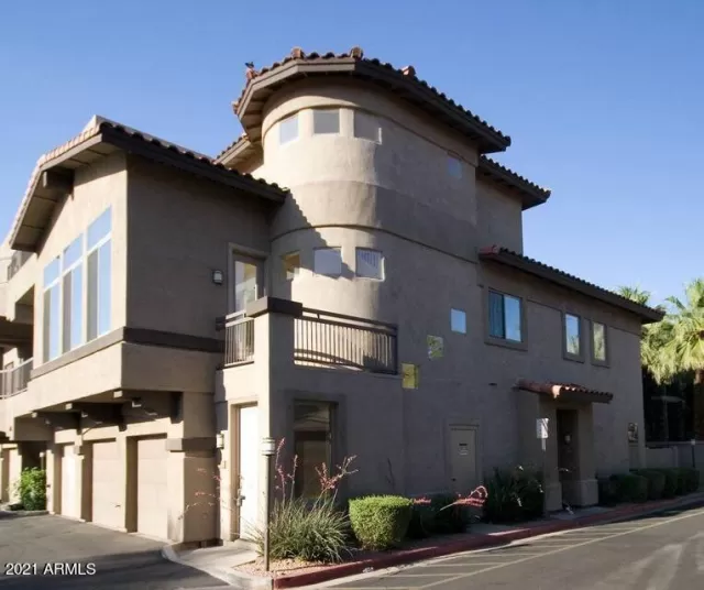 MLS: 6194299 Condo For Sale