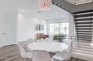 Photo #4: 6194453 Listing