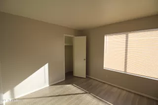 Photo #5: 6194457 Listing