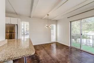 Photo #5: 6194538 Listing