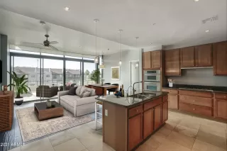 Photo #2: 6194617 Listing