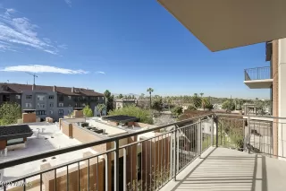 Photo #6: 6194617 Listing