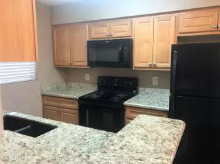 Photo #2: 6194911 Listing