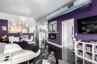 Photo #4: 6194966 Listing