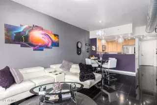 Photo #5: 6194966 Listing