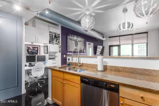 Photo #6: 6194966 Listing