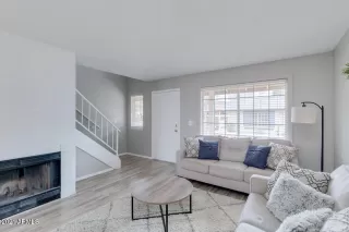 Photo #5: 6195040 Listing